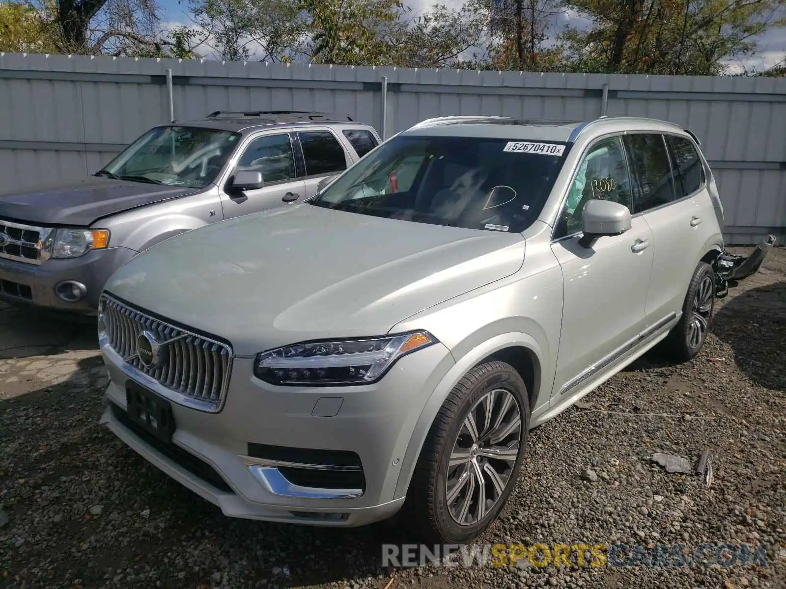 2 Photograph of a damaged car YV4A22PL2L1608379 VOLVO XC90 T6 IN 2020