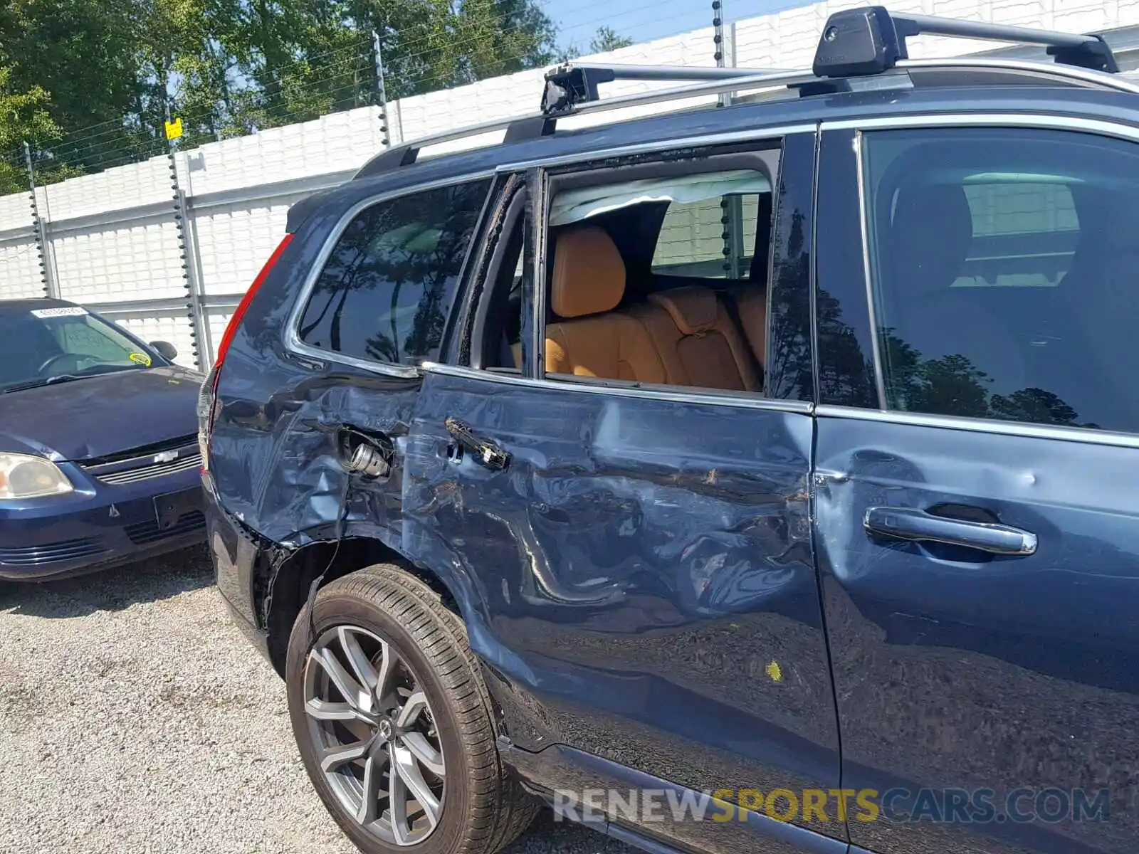 9 Photograph of a damaged car YV4A22PK0K1497871 VOLVO XC90 T6 MO 2019