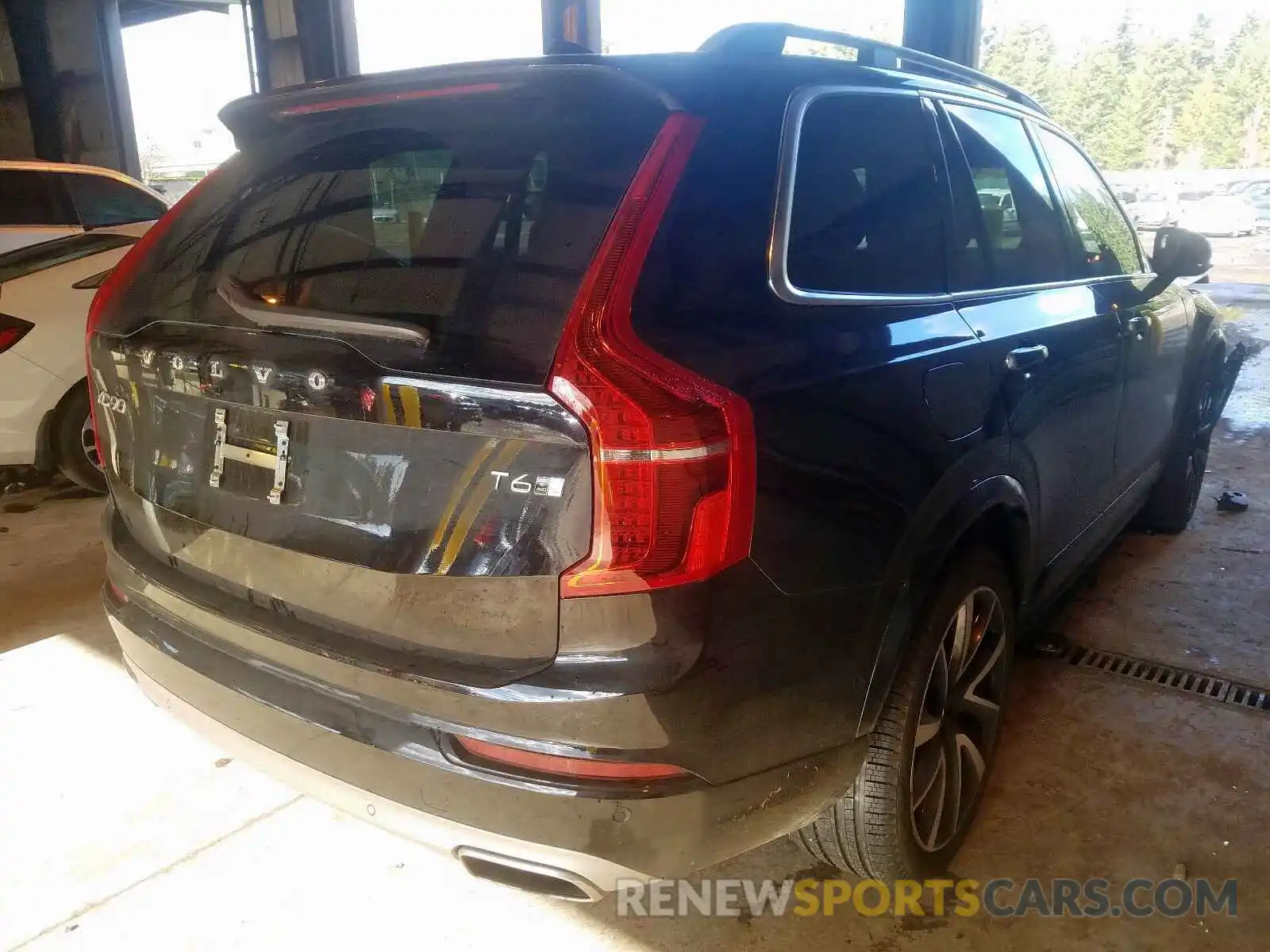 4 Photograph of a damaged car YV4A22PK3K1500276 VOLVO XC90 T6 MO 2019