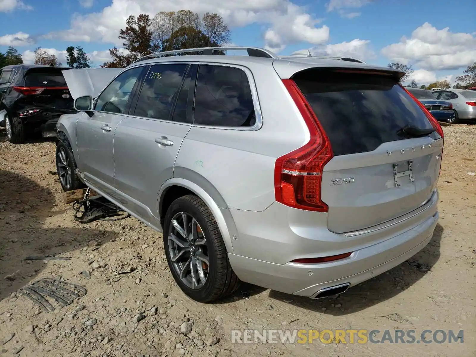 3 Фотография поврежденного автомобиля YV4A22PK3K1515893 VOLVO XC90 T6 MO 2019