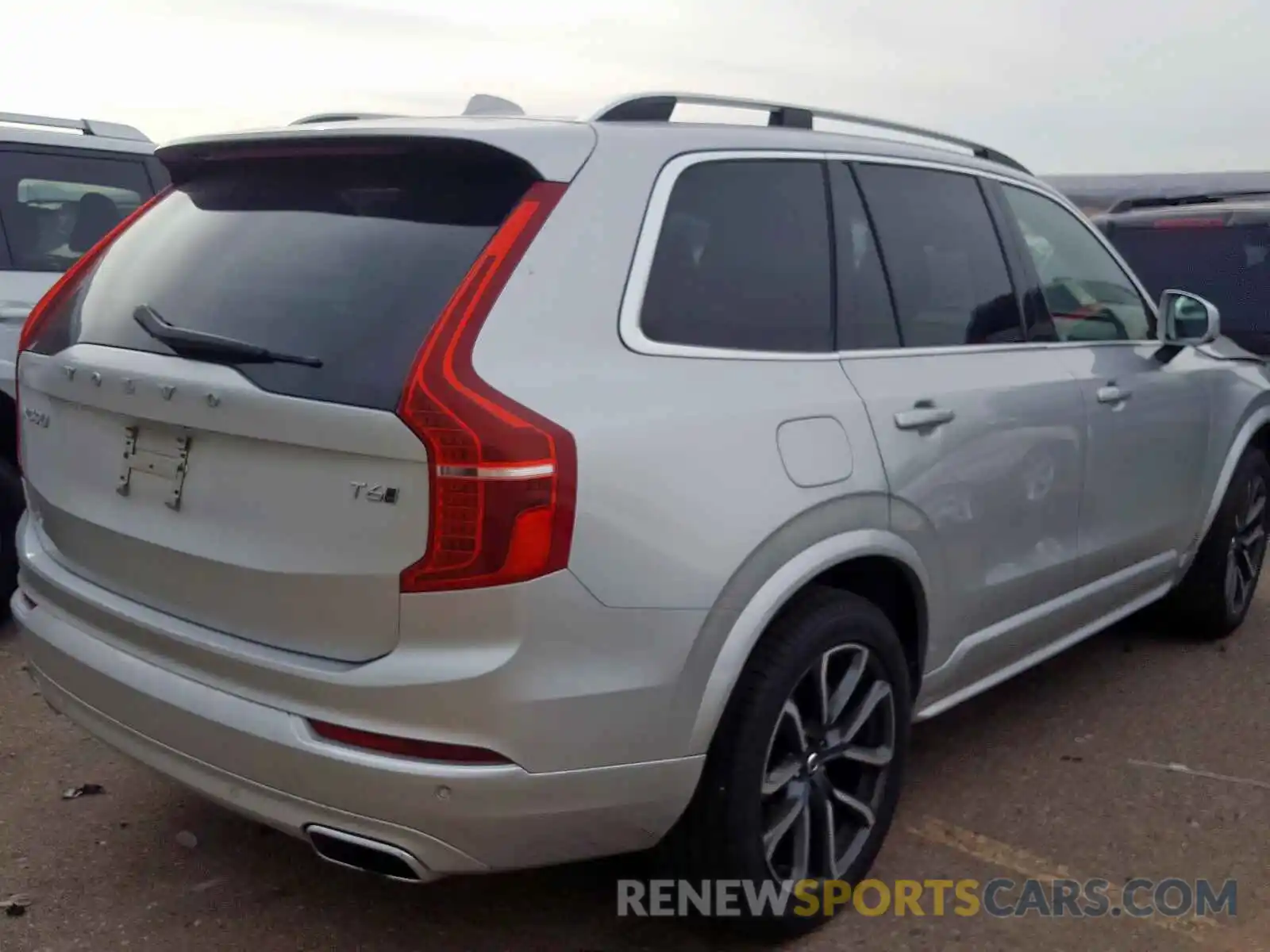 4 Фотография поврежденного автомобиля YV4A22PK5K1416914 VOLVO XC90 T6 MO 2019