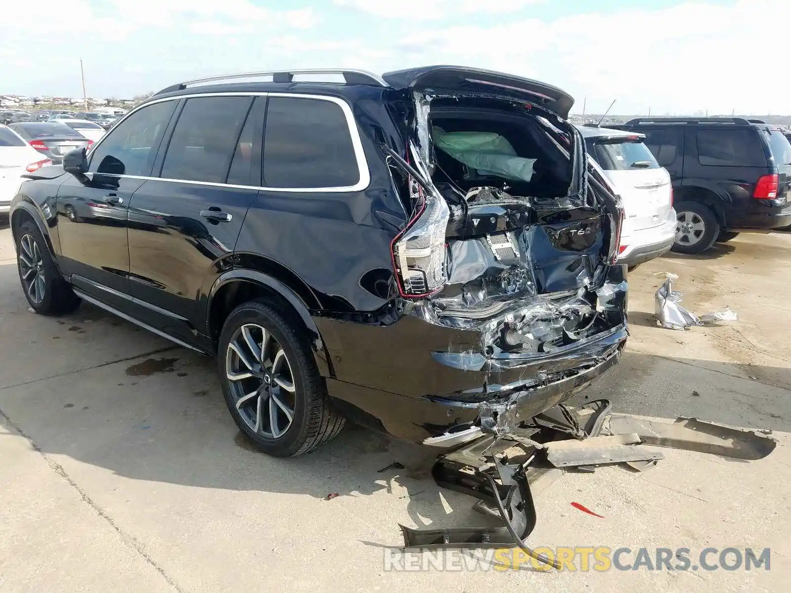 3 Фотография поврежденного автомобиля YV4A22PK6K1429770 VOLVO XC90 T6 MO 2019