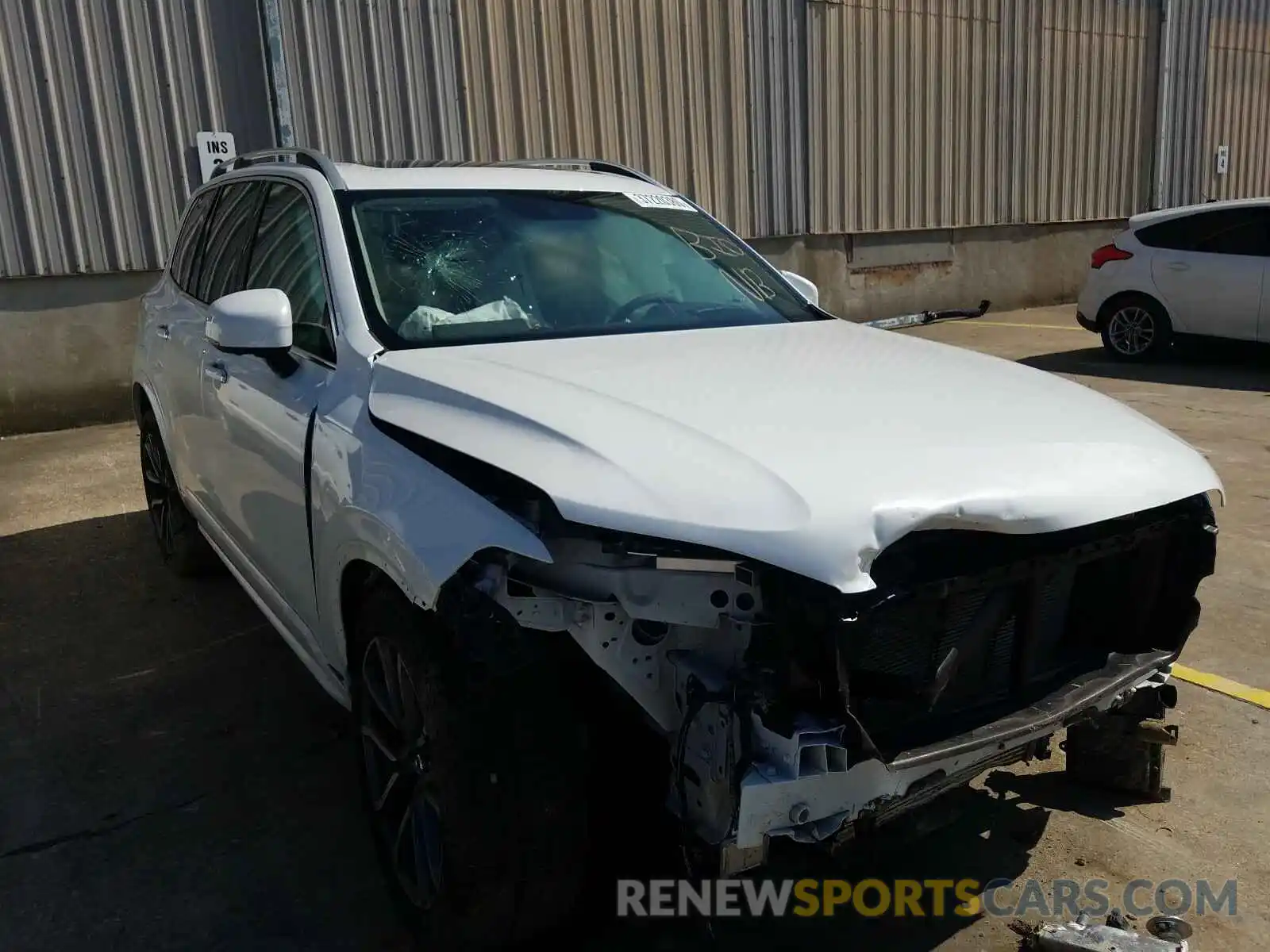 1 Photograph of a damaged car YV4A22PK6K1483103 VOLVO XC90 T6 MO 2019