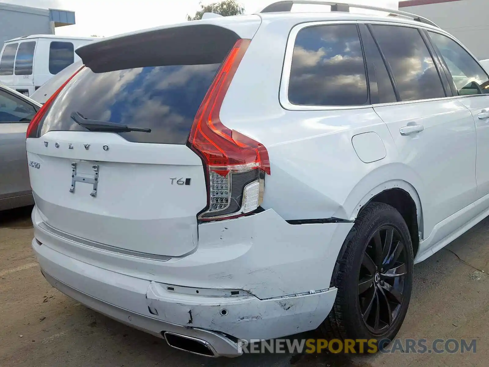 9 Photograph of a damaged car YV4A22PK9K1423297 VOLVO XC90 T6 MO 2019