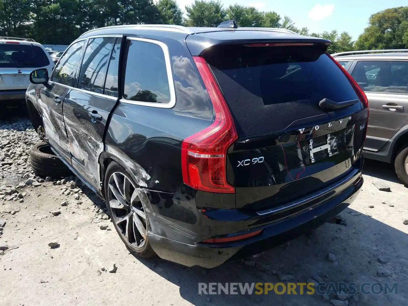 3 Photograph of a damaged car YV4A221K0L1533732 VOLVO XC90 T6 MO 2020