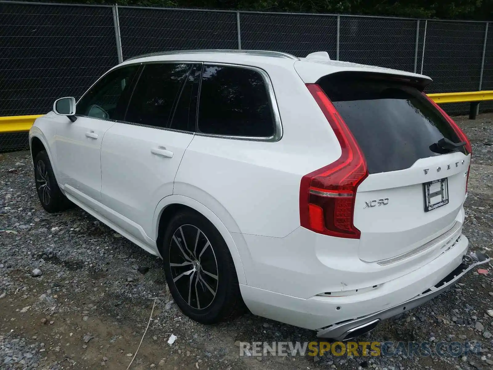 3 Photograph of a damaged car YV4A22PK6L1530602 VOLVO XC90 T6 MO 2020