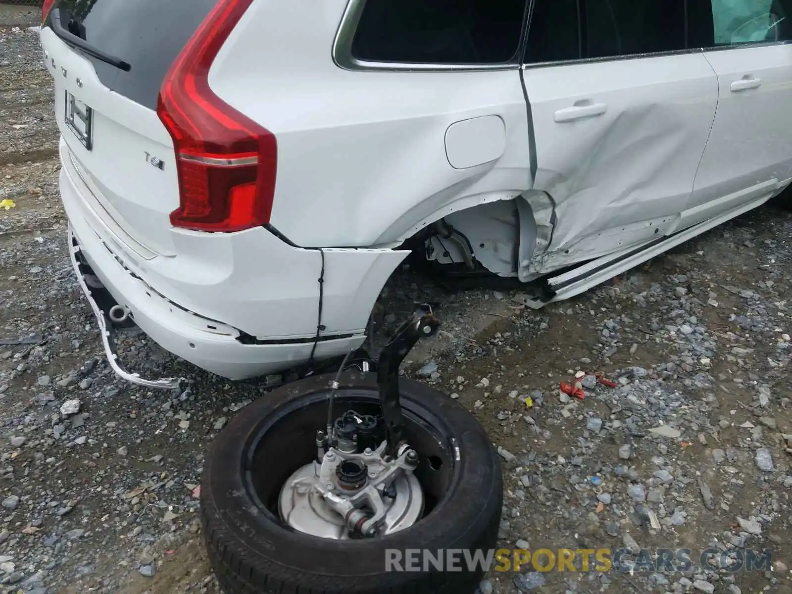 9 Photograph of a damaged car YV4A22PK6L1530602 VOLVO XC90 T6 MO 2020