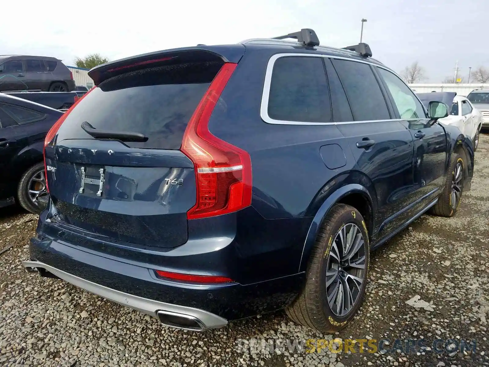 4 Фотография поврежденного автомобиля YV4A22PK9L1563061 VOLVO XC90 T6 MO 2020