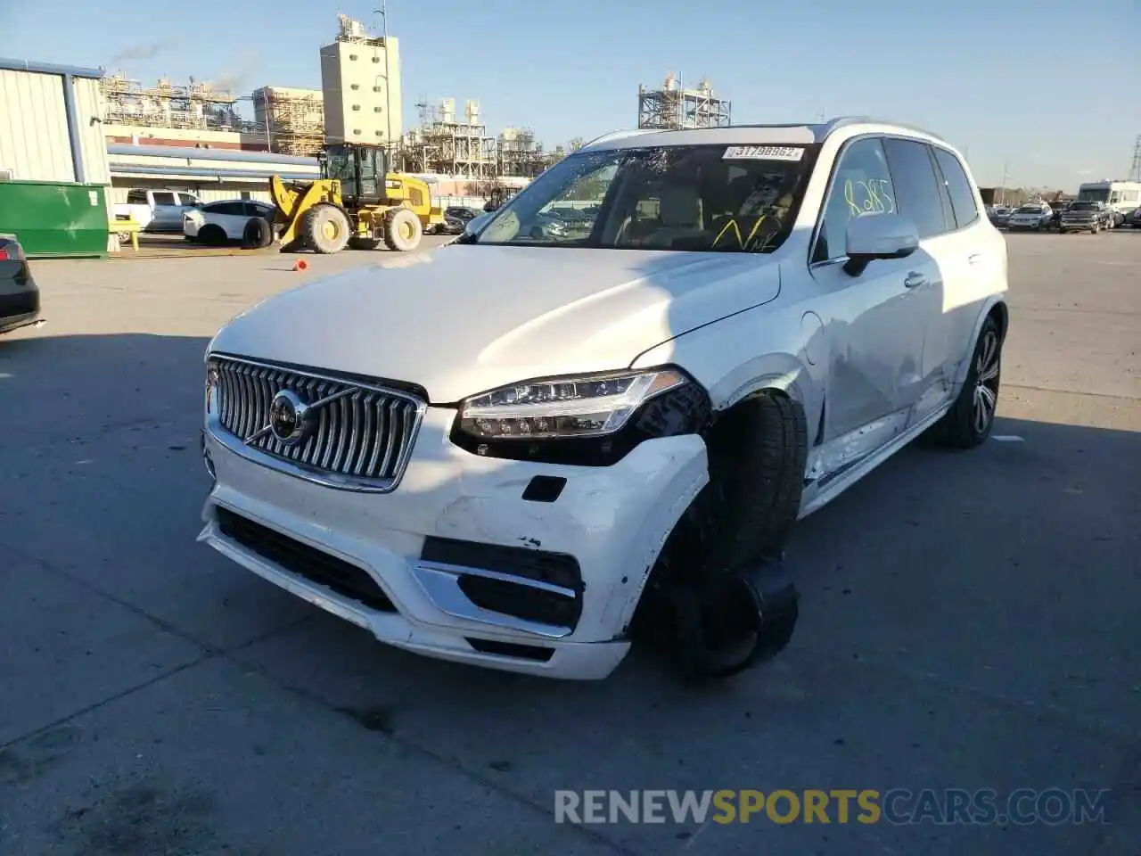 2 Photograph of a damaged car YV4BR00L7M1692859 VOLVO XC90 T8 RE 2021