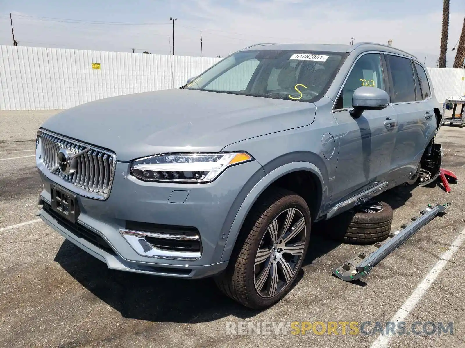 2 Photograph of a damaged car YV4BR00L8M1679277 VOLVO XC90 T8 RE 2021