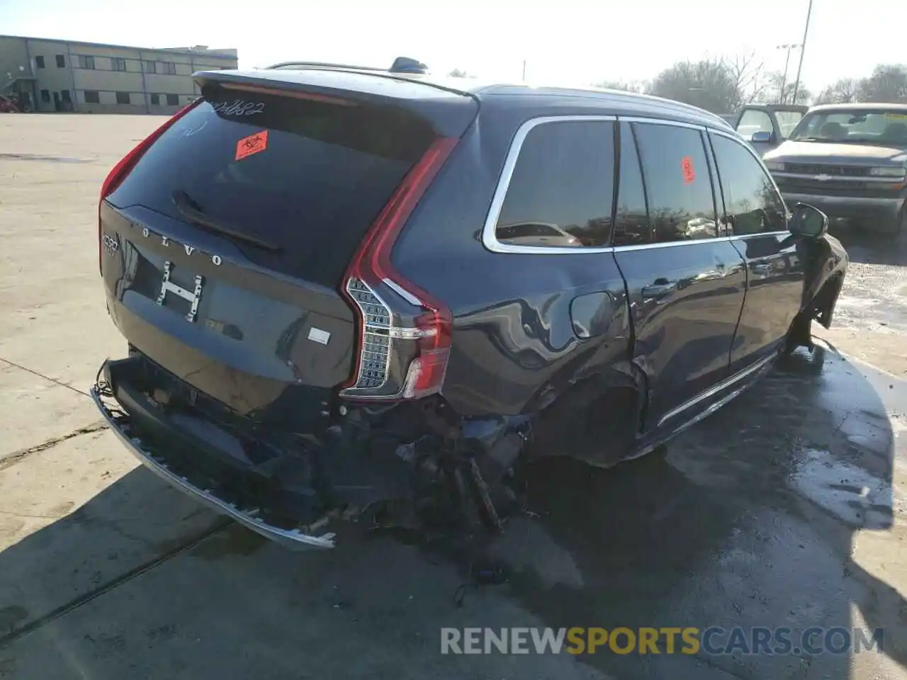 4 Photograph of a damaged car YV4BR0CK7M1762878 VOLVO XC90 T8 RE 2021