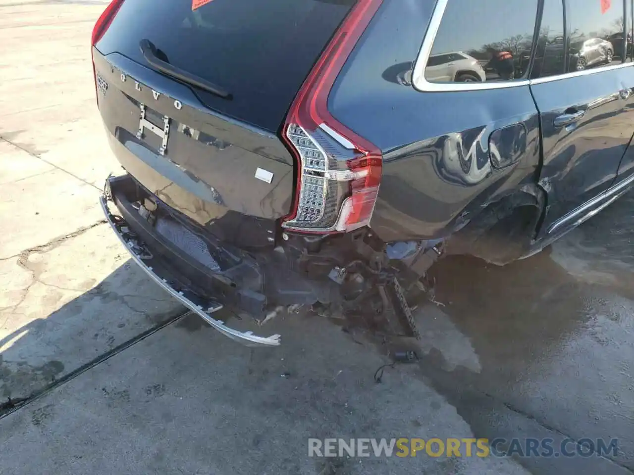 9 Photograph of a damaged car YV4BR0CK7M1762878 VOLVO XC90 T8 RE 2021