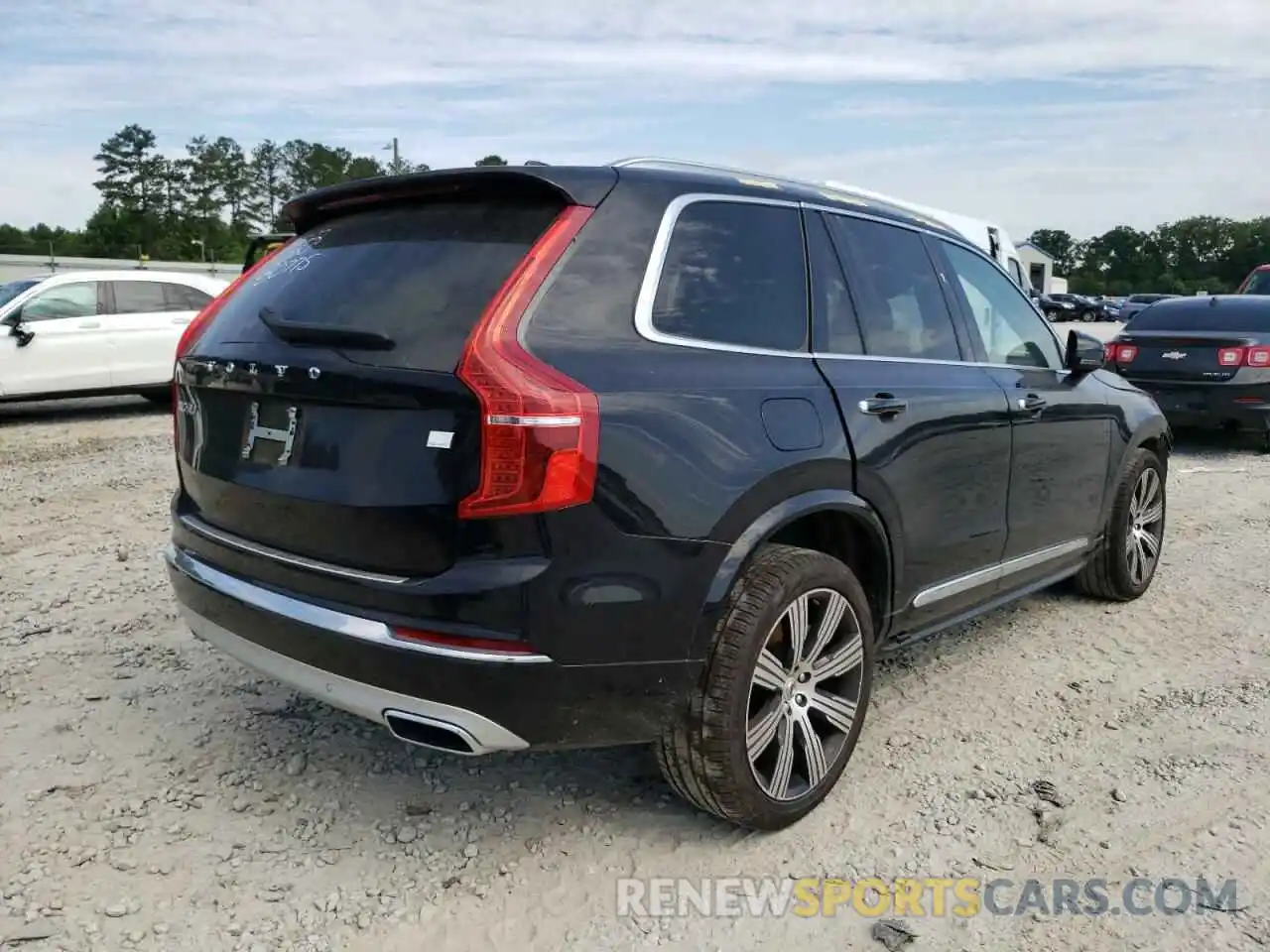 4 Photograph of a damaged car YV4BR0CL2M1680775 VOLVO XC90 T8 RE 2021