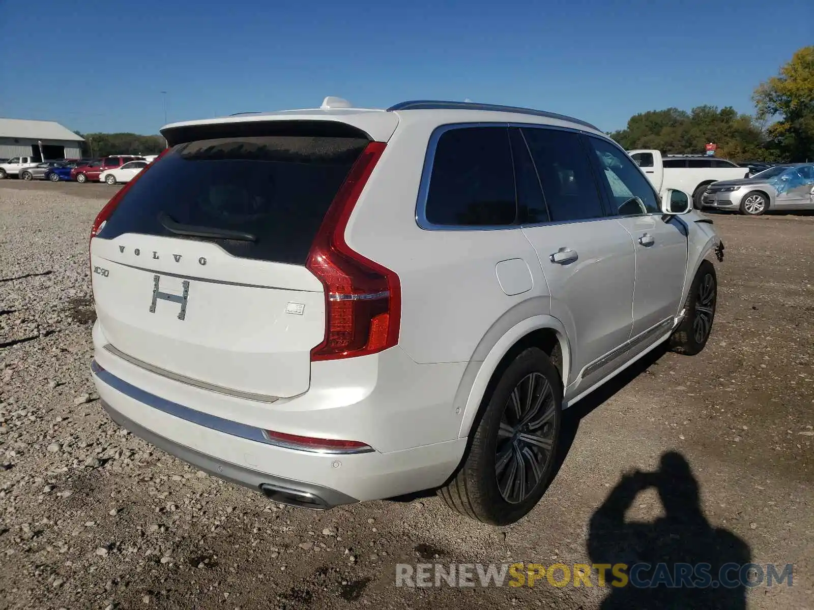 4 Photograph of a damaged car YV4BR0CLXM1743881 VOLVO XC90 T8 RE 2021