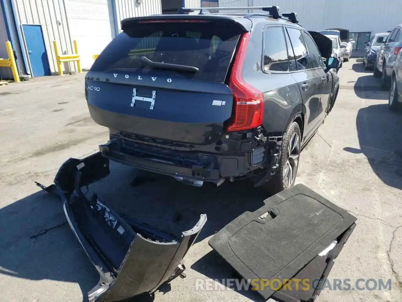 4 Photograph of a damaged car YV4BR0CM0M1738018 VOLVO XC90 T8 RE 2021