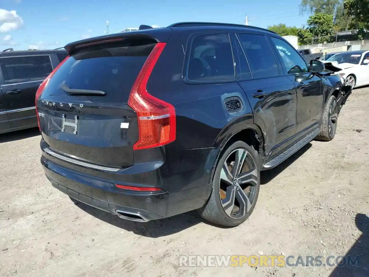 4 Photograph of a damaged car YV4BR0CM3M1720287 VOLVO XC90 T8 RE 2021