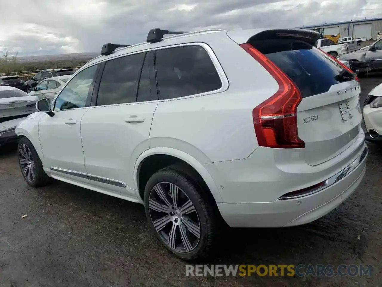 2 Photograph of a damaged car YV4062PF4R1180723 VOLVO XC90 ULTIM 2024