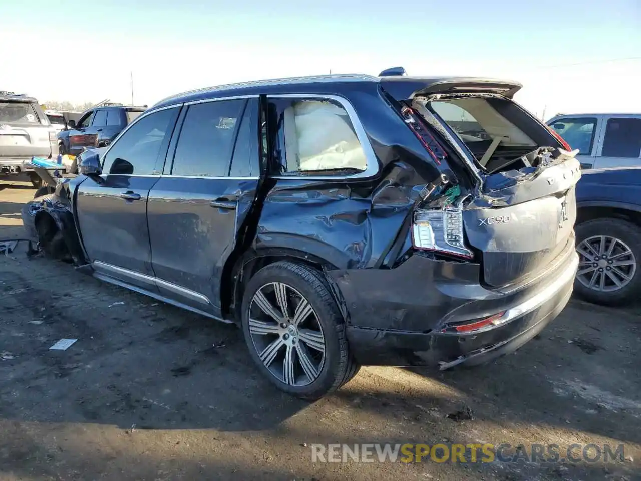 2 Photograph of a damaged car YV4H60LF9R1185901 VOLVO XC90 ULTIM 2024